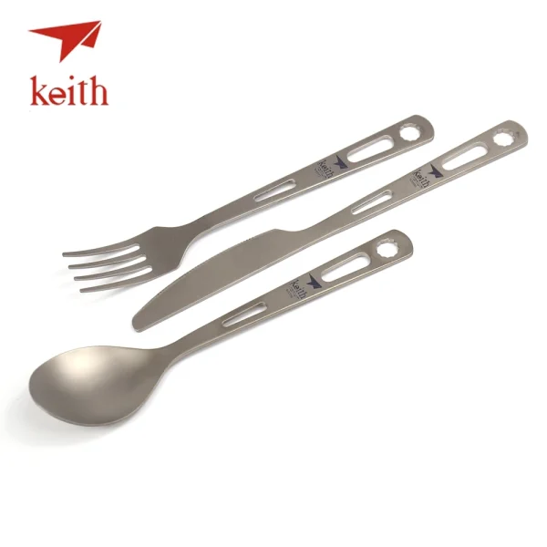 Titanium cutlery set with fork, knife, spoon.